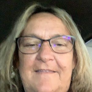 Meet your Posher, Denise